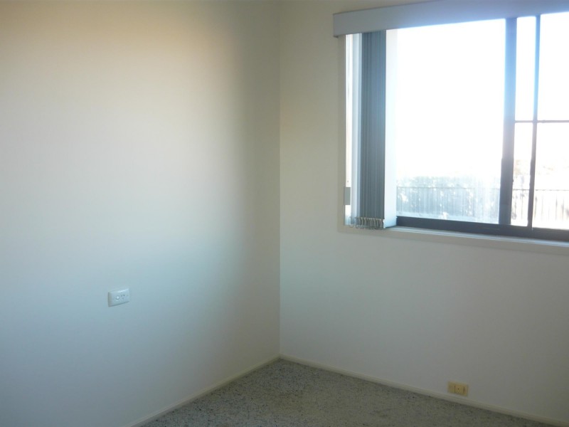 4/21 Noble Parade, Dalmeny NSW 2546