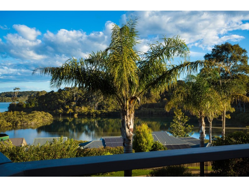 7 Alexander  Place, North Narooma NSW 2546