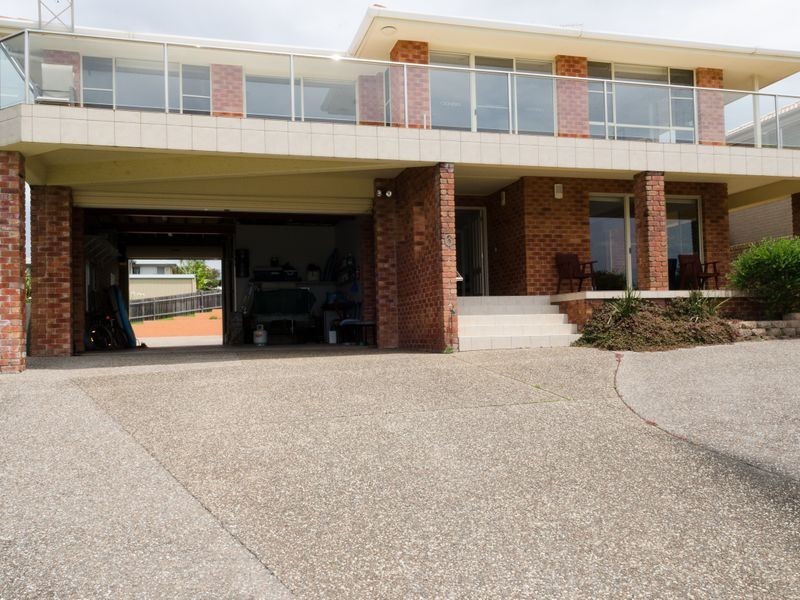 6 Ocean Parade, Dalmeny NSW 2546