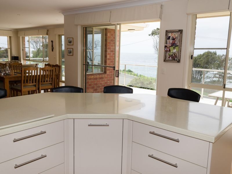 6 Ocean Parade, Dalmeny NSW 2546