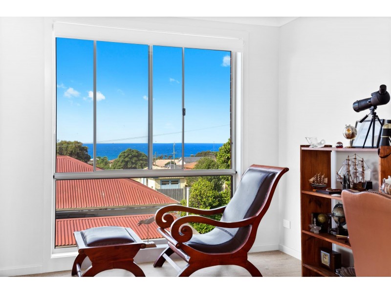 12 Lonsdale  Parade, Dalmeny NSW 2546