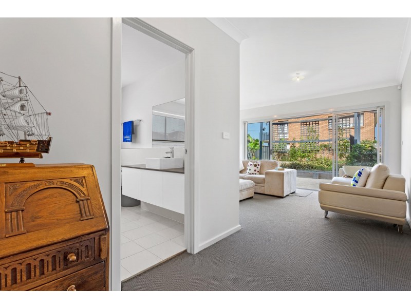 12 Lonsdale  Parade, Dalmeny NSW 2546