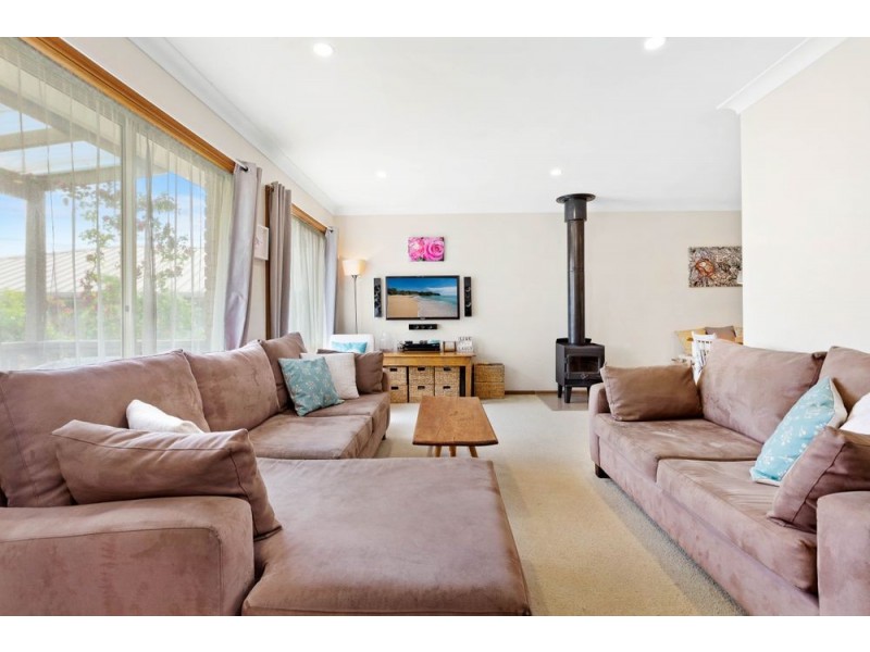 12 Brou  Court, Dalmeny NSW 2546