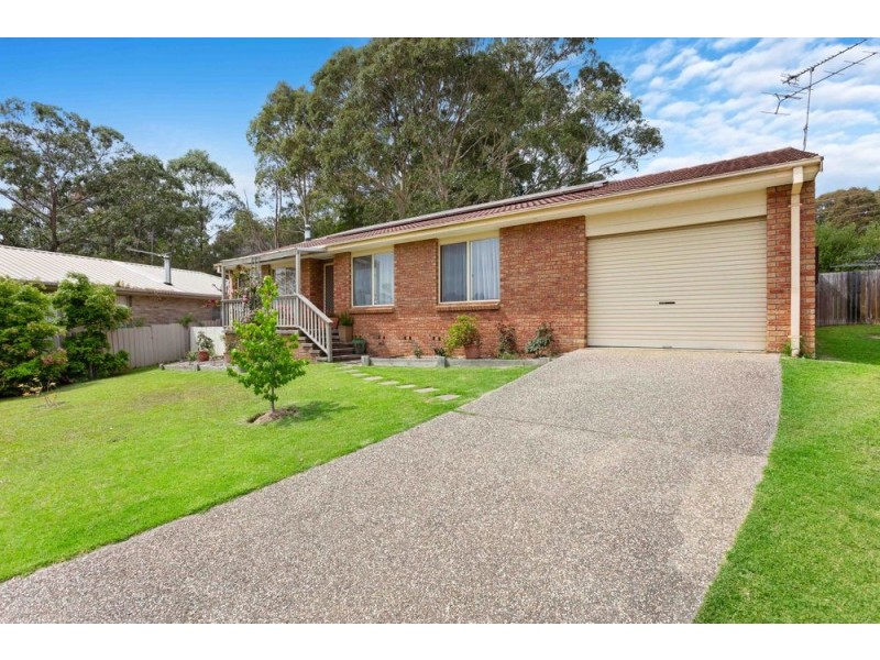 12 Brou  Court, Dalmeny NSW 2546