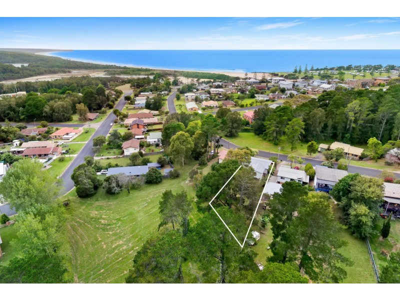 3 Thomson Parade, Dalmeny NSW 2546
