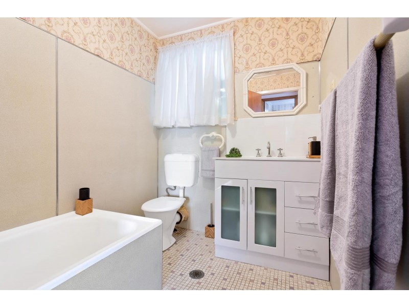3 Thomson Parade, Dalmeny NSW 2546