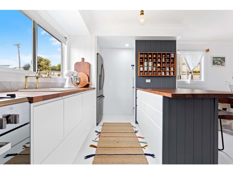 5 John Reilly Street, Dalmeny NSW 2546