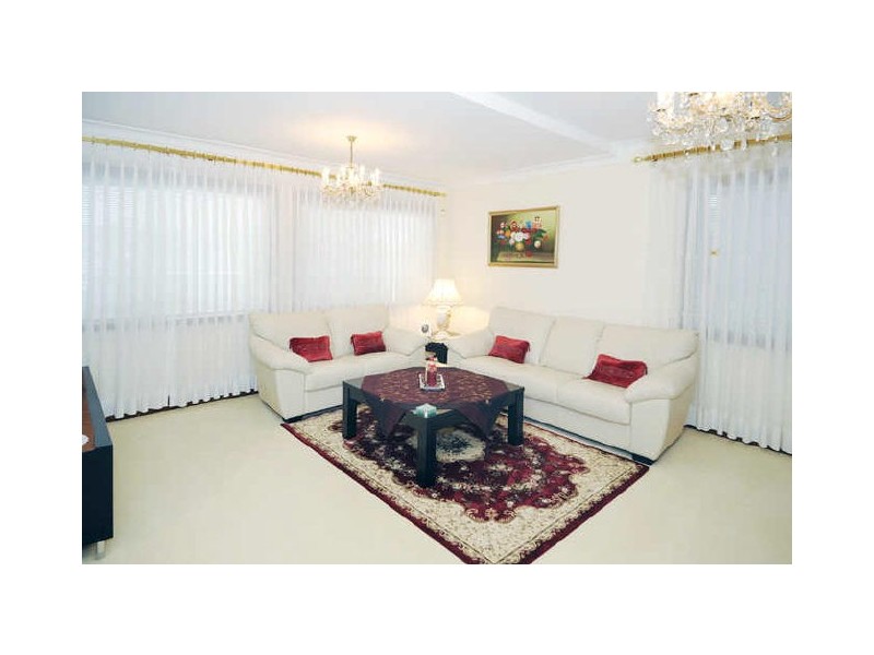 18 Napoleon Street, Rosebery NSW 2018