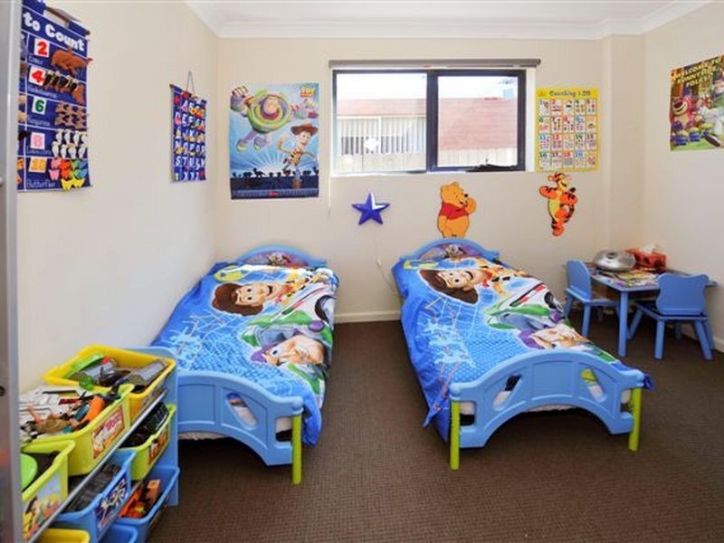 13 Hughes Avenue, Mascot NSW 2020