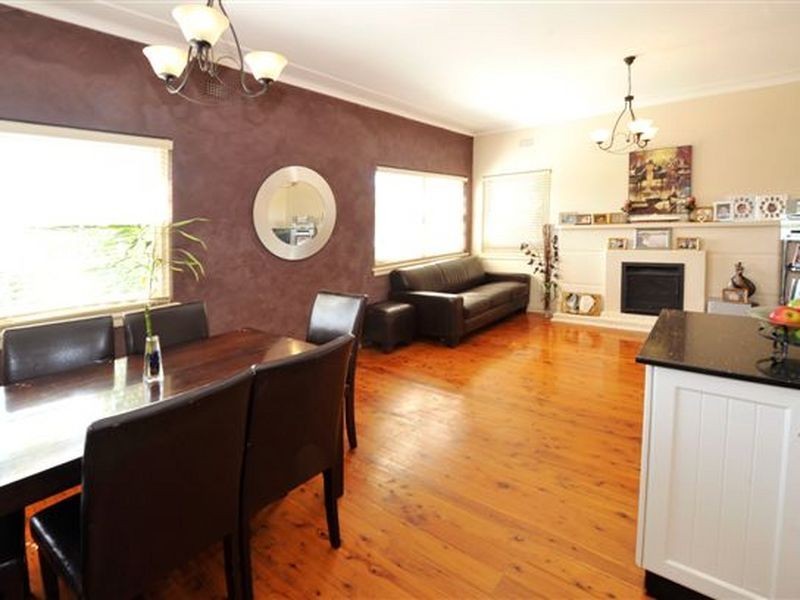 13 Hughes Avenue, Mascot NSW 2020