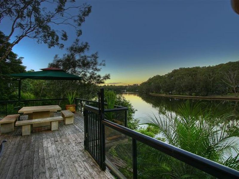 190 St George Crescent, Sandy Point NSW 2172