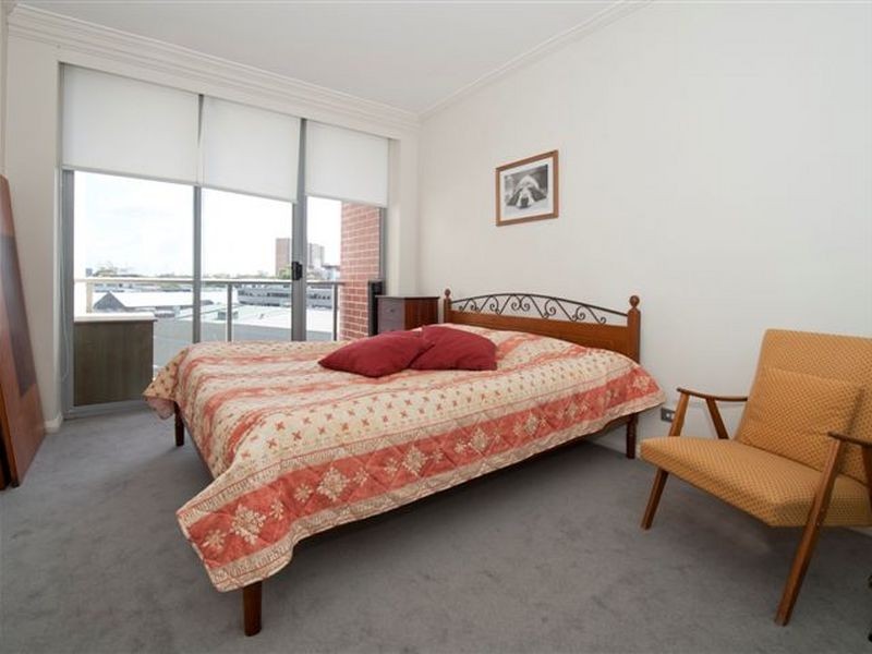 200/806 Bourke Street, Waterloo NSW 2017