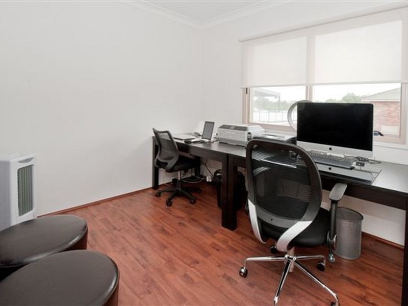 9/8 Macintosh Street, Mascot NSW 2020