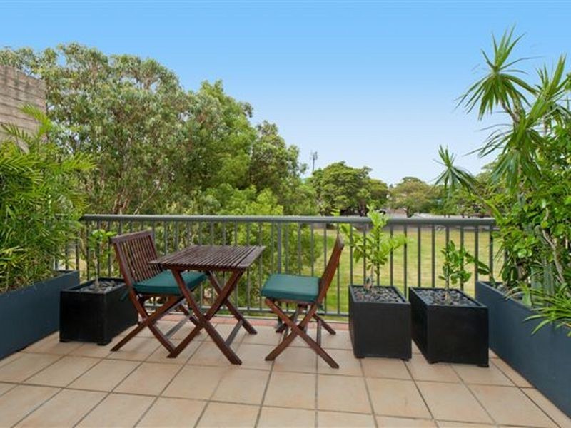 9/8 Macintosh Street, Mascot NSW 2020