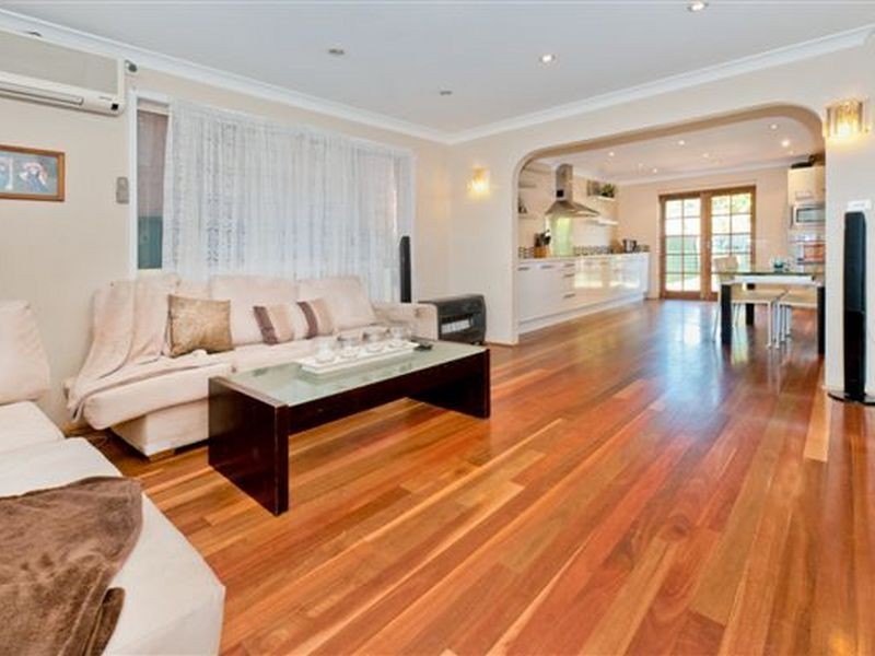 6 Robey Street, Mascot NSW 2020