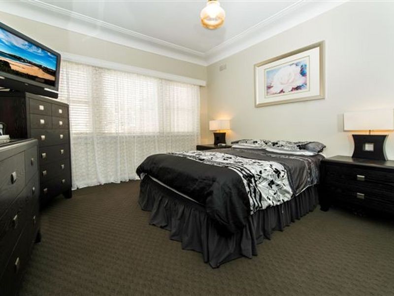 8 Cuzco Street, South Coogee NSW 2034