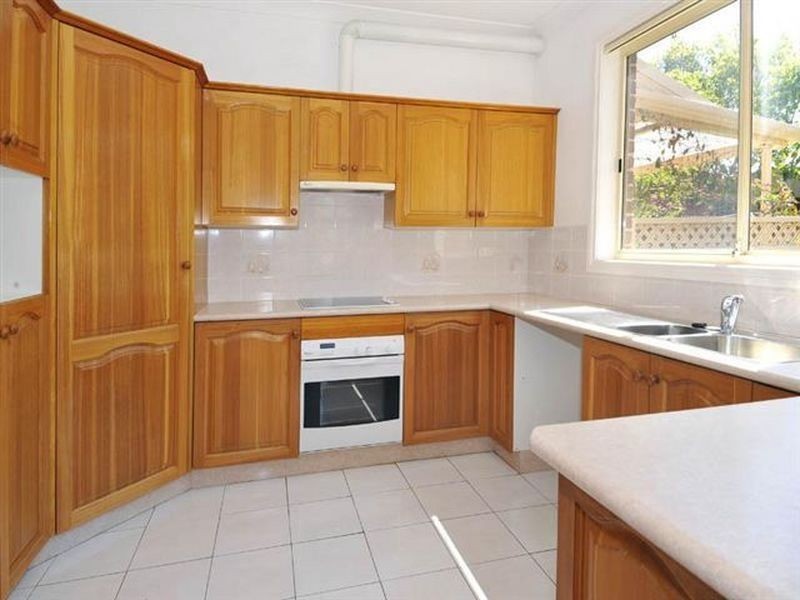 14 Nyan Street, Chifley NSW 2036