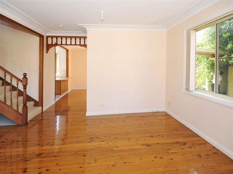 14 Nyan Street, Chifley NSW 2036