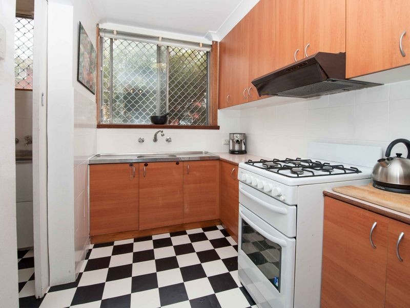 4/4 Grace Campbell Crescent, Hillsdale NSW 2036