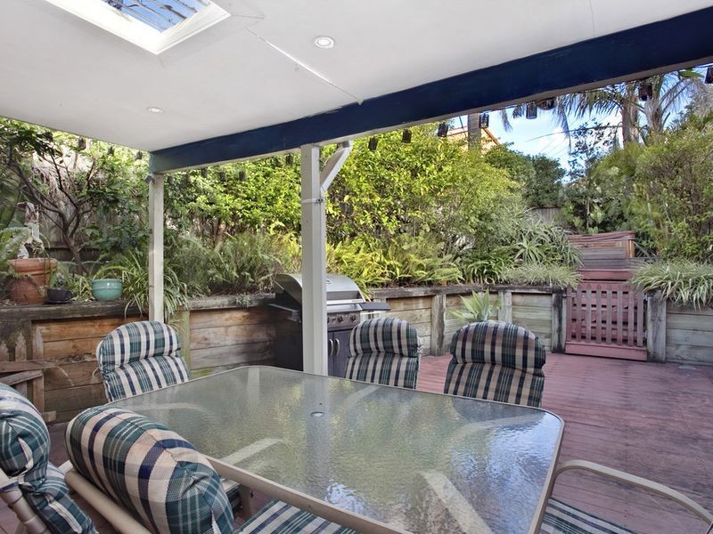 1A Brisbane Street, Chifley NSW 2036