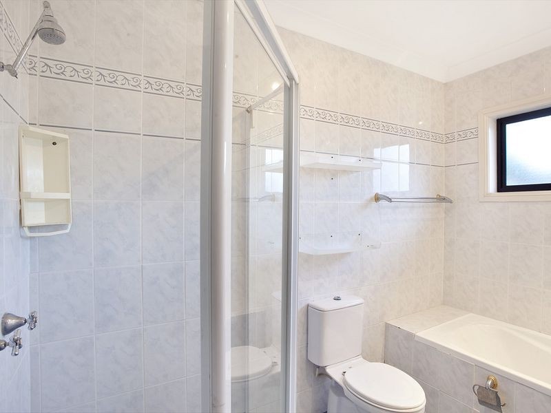 1A Brisbane Street, Chifley NSW 2036