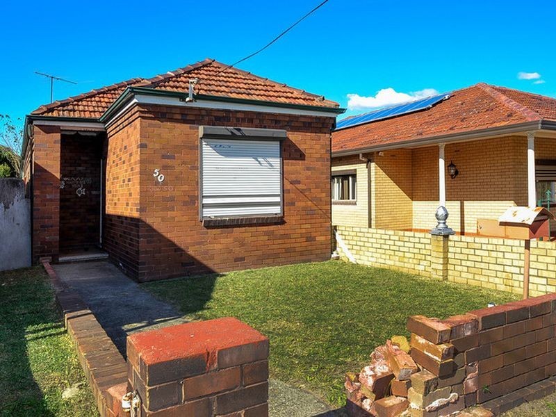 50 Maloney Street, Eastlakes NSW 2018