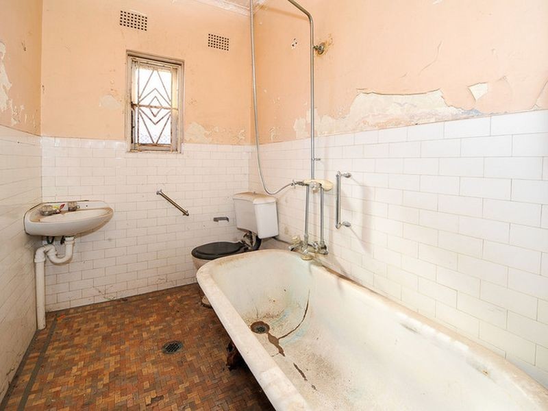 50 Maloney Street, Eastlakes NSW 2018