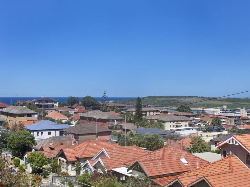 8 First Avenue, Maroubra NSW 2035