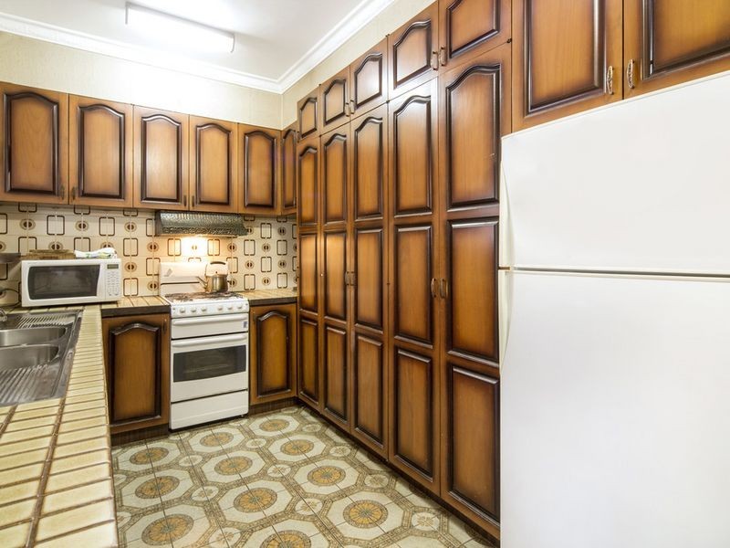 84 Macquarie Street, Chifley NSW 2036