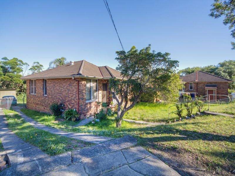 2 Lasseter Avenue, Chifley NSW 2036