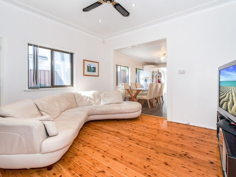 31 Wassell Street, Chifley NSW 2036