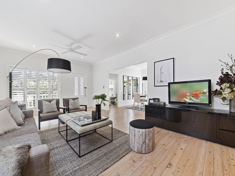 87 Macquarie Street, Chifley NSW 2036