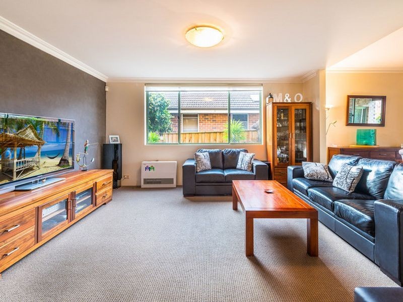 47 Mawson Parade, Chifley NSW 2036