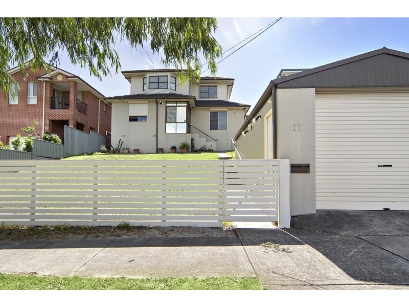 17 Hastings Street, Chifley NSW 2036