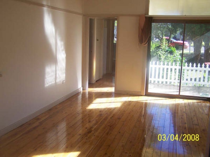 39 Glamis Street, Kingsgrove NSW 2208