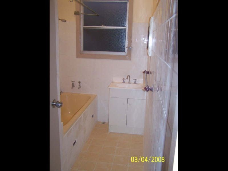 39 Glamis Street, Kingsgrove NSW 2208