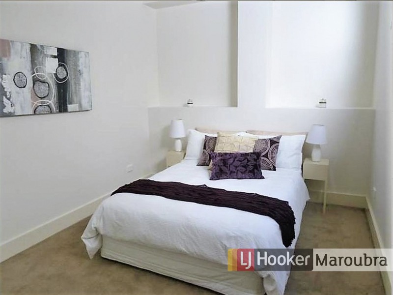 2/28 Folkestone Parade, Botany NSW 2019