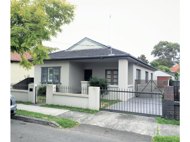 19 Macintosh Street, Mascot NSW 2020