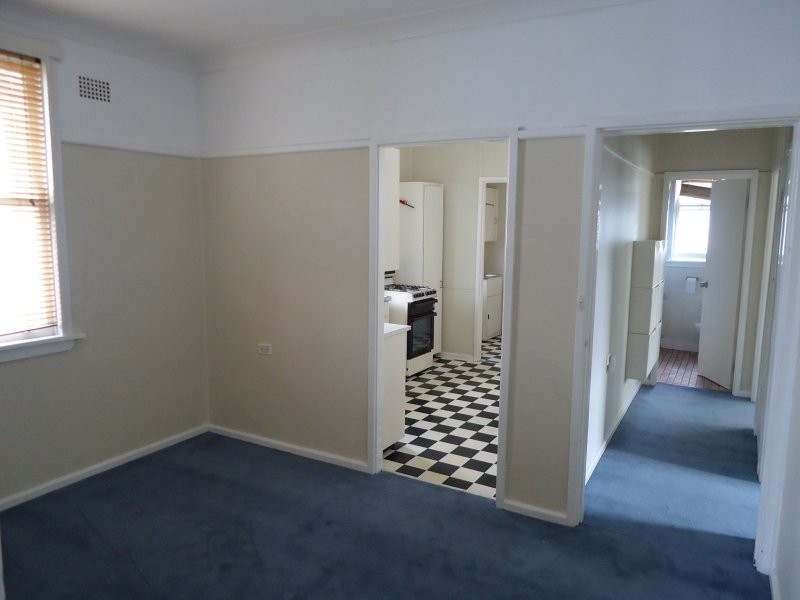 38 Lasseter Avenue, Chifley NSW 2036