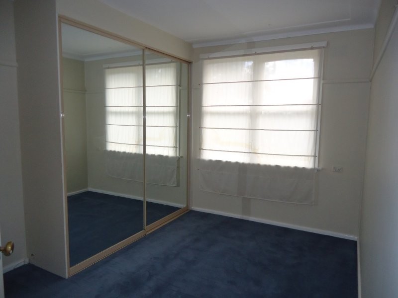 38 Lasseter Avenue, Chifley NSW 2036