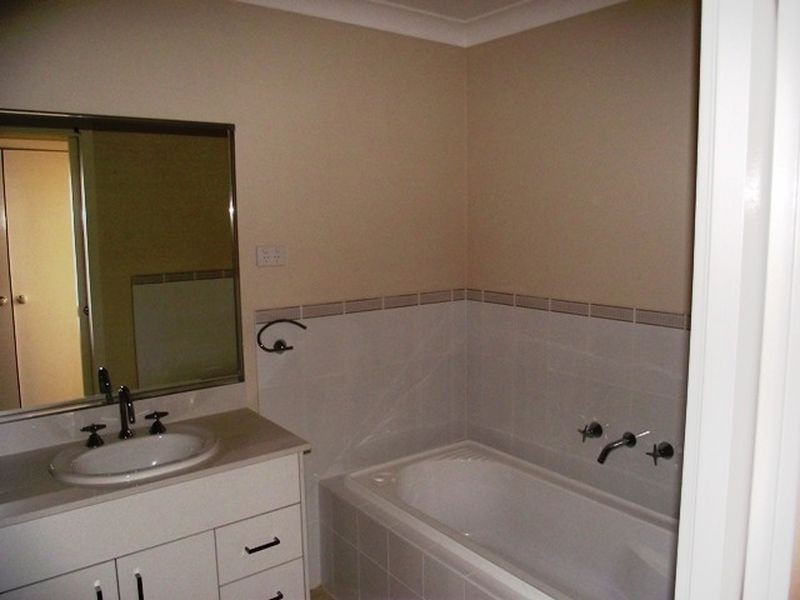 15 Hastings Avenue, Chifley NSW 2036