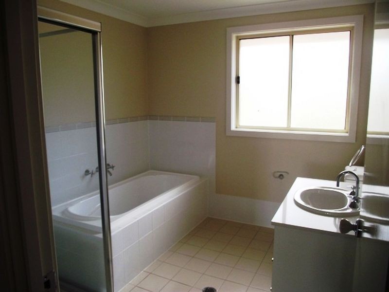15A Hastings Avenue, Chifley NSW 2036