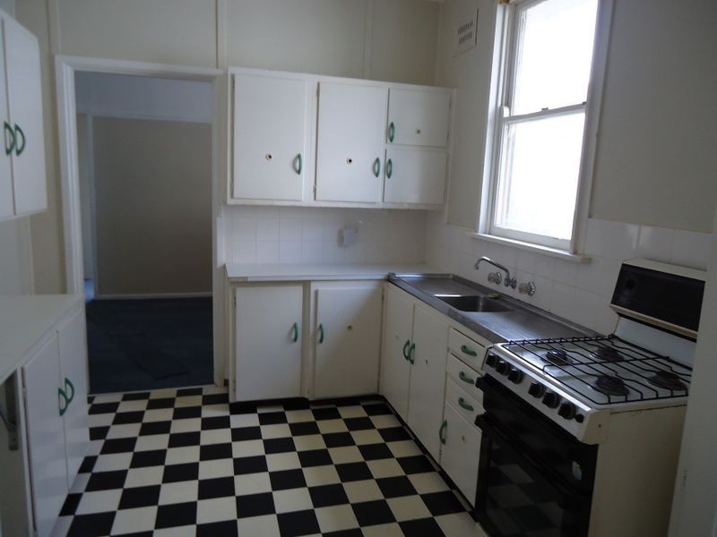 38 Lasseter Avenue, Chifley NSW 2036