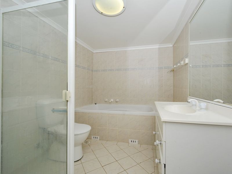 83 Dalmeny Avenue, Rosebery NSW 2018