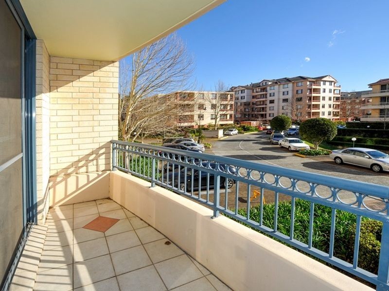 83 Dalmeny Avenue, Rosebery NSW 2018