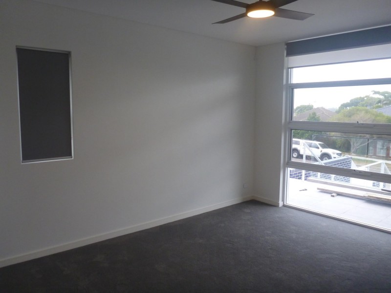 7 Lasseter Avenue, Chifley NSW 2036