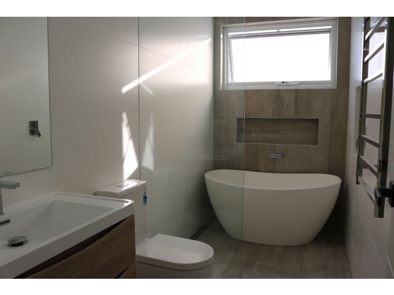 7 Lasseter Avenue, Chifley NSW 2036