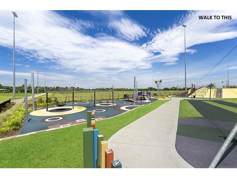 7 Lasseter Avenue, Chifley NSW 2036