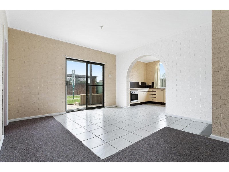 11 Oorana Ave, Phillip Bay NSW 2036