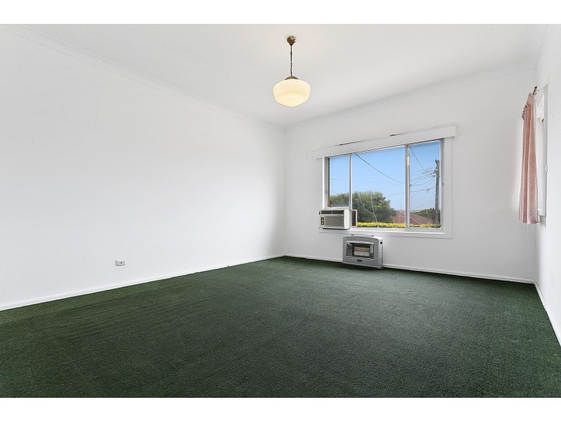 11 Oorana Ave, Phillip Bay NSW 2036